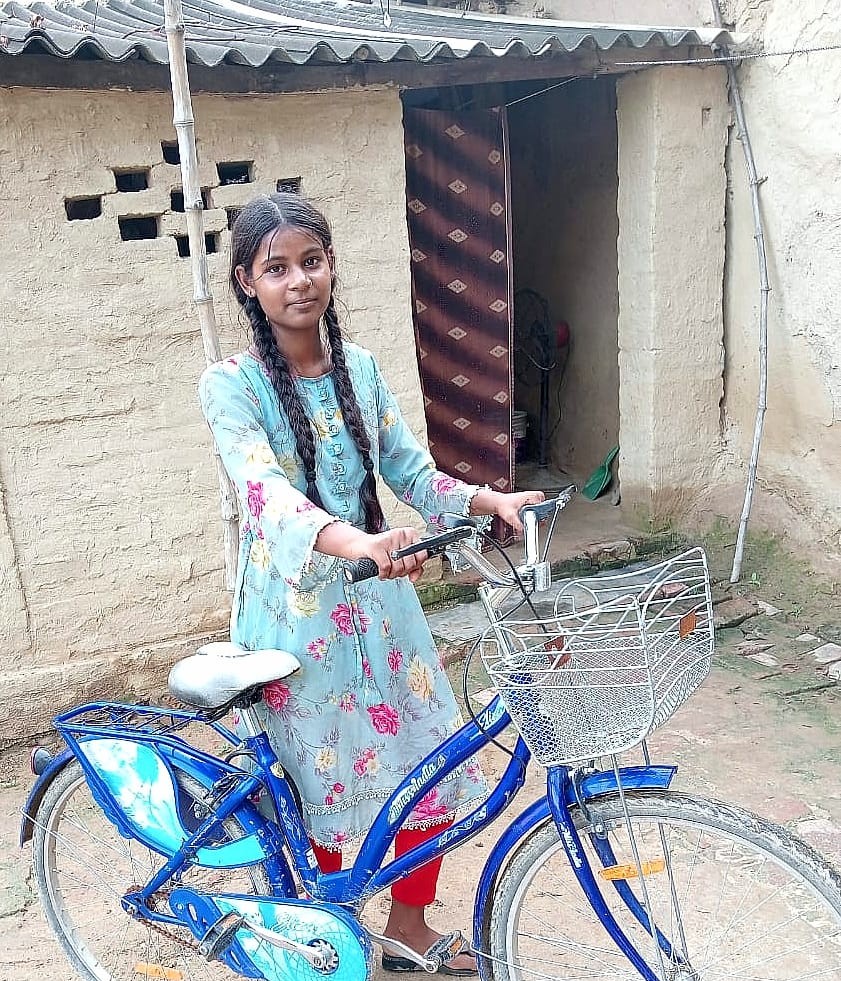 Sarika-bicycle-crop